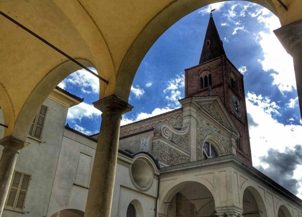 Hotel La Meridiana Acqui Terme ภายนอก รูปภาพ