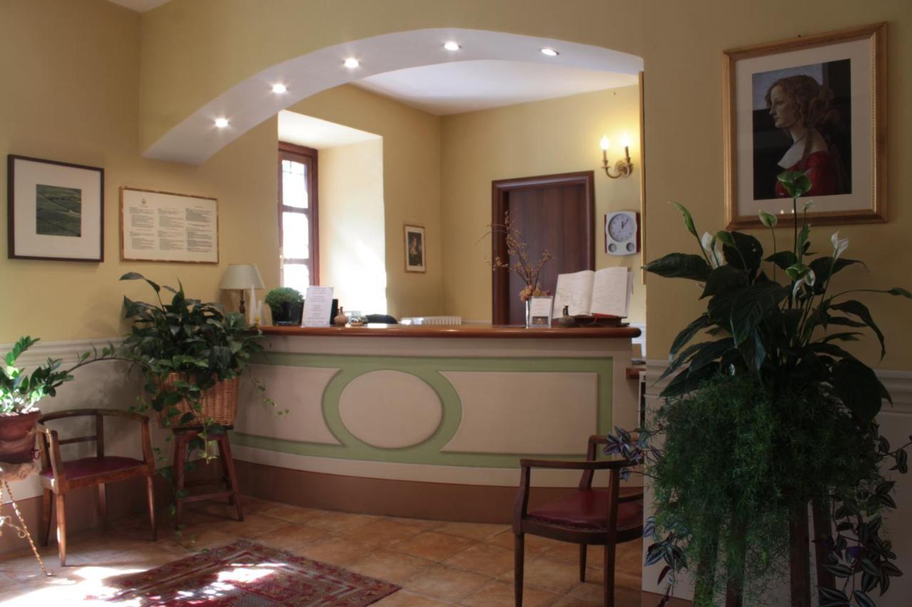 Hotel La Meridiana Acqui Terme ภายนอก รูปภาพ
